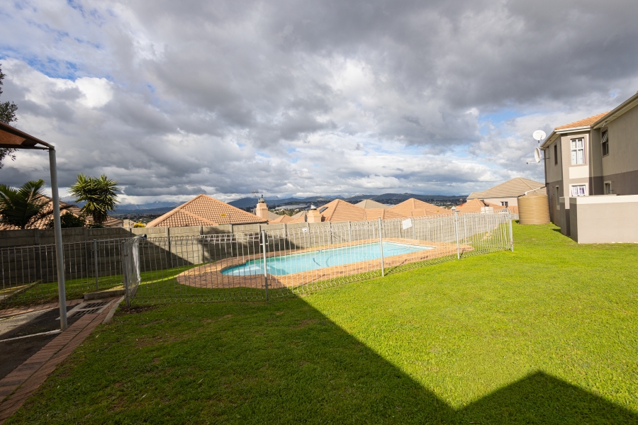 2 Bedroom Property for Sale in Vredekloof Heights Western Cape